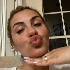 Meet your Posher, Diane